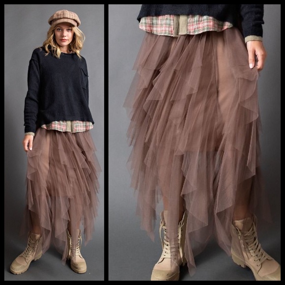 EASEL "Fairy Tale" Tiered Mesh Overlay Waterfall Lined Midi Maxi Balleri… - Picture 15 of 16